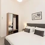 Constance Terrace By In Roma