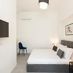Constance Terrace By In *