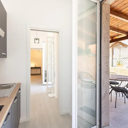Constance Terrace By In Apartment