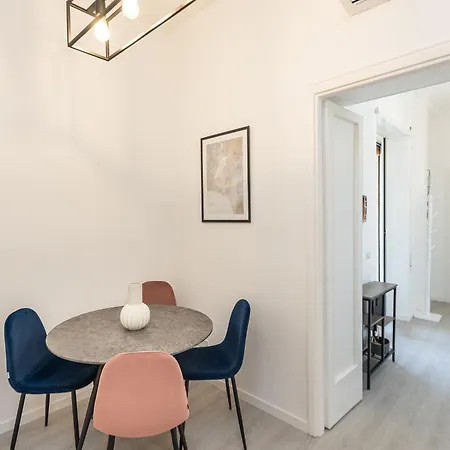 Constance Terrace By In Apartment *